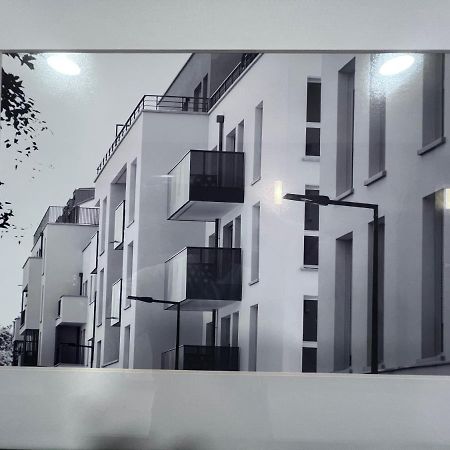 Chambre Privee Dans Un Appartement A 37 Min De Champs Elysees Sartrouville Eksteriør bilde