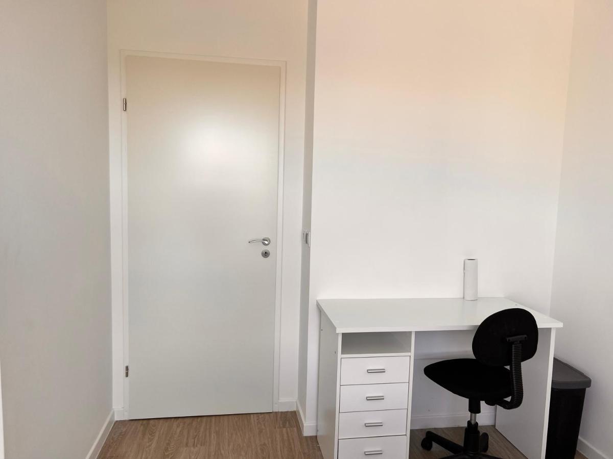 Chambre Privee Dans Un Appartement A 37 Min De Champs Elysees Sartrouville Eksteriør bilde